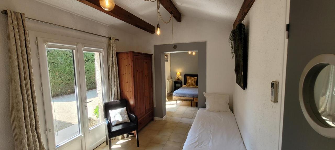 Villa Liberty Entraigues-sur-la-Sorgue Ruang foto